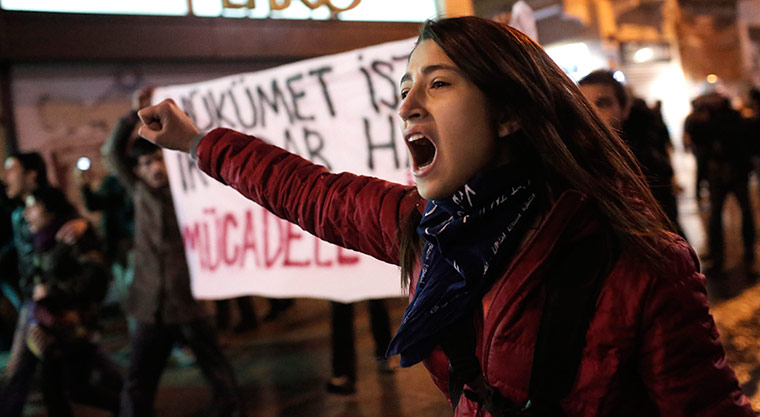 Turkey unrest: protesters shout