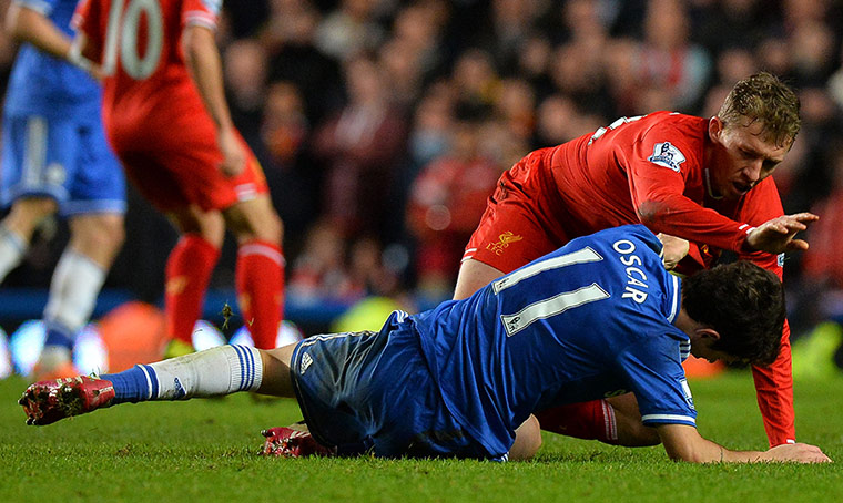 chelsea: Chelsea's Brazilian midfielder Oscar and