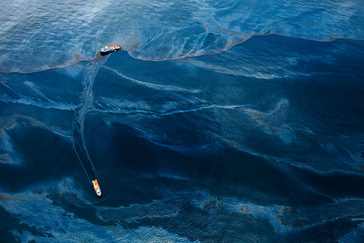 Spill: Daniel Beltra book on Deepwater oil spill pollution