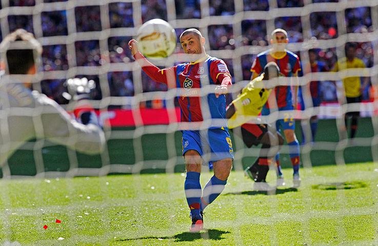Tom Jenkins Pix of Year: Kevin Phillips scores the winning penalty for Crystal Palace