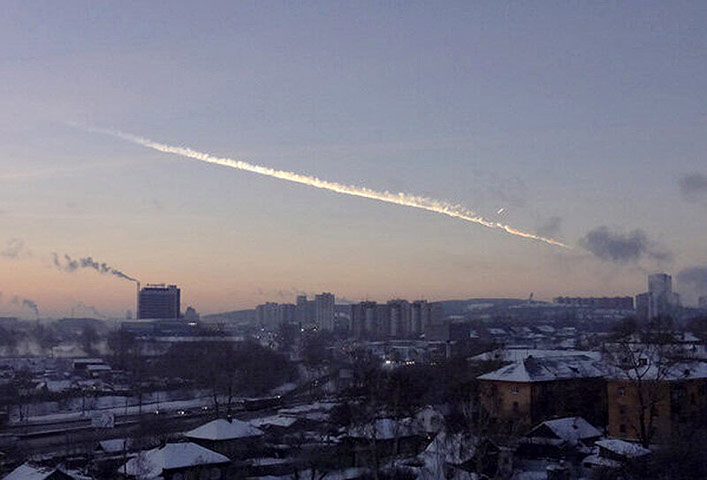 2013 year in science: The consequences of a meteor shower in Chelyabinsk, Russia - 15 Feb 2013