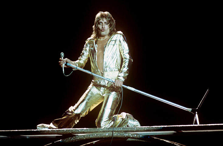 The Faces timeline: Rod Stewart performs on the Mike Mansfield Special in 1976