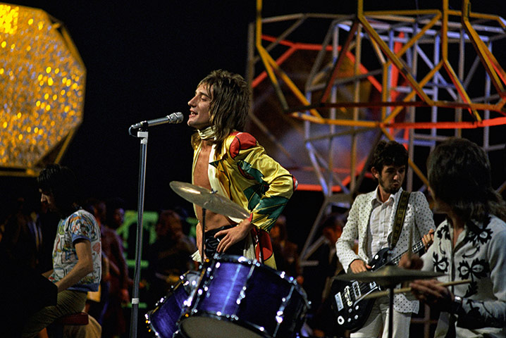 The Faces timeline: The Faces perform on Top of the Pops in 1971