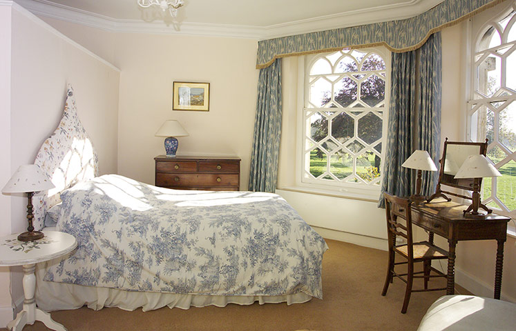 Cool Cottages:Gloucest: The Orangery, Frampton on Severn