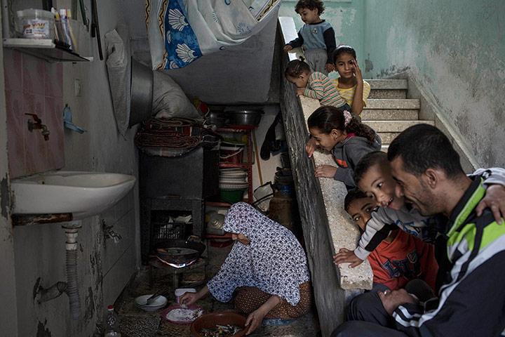 Gaza fishermen: Abu Nayim’s wife, Naima cooks