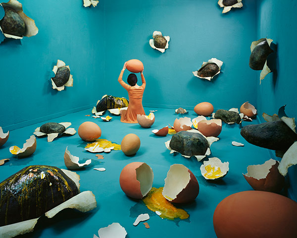 JeeYoung Lee: Broken heart