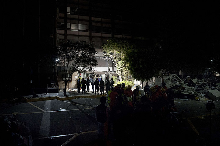 Mexico explosion: Rescue workers prepare to search for victims