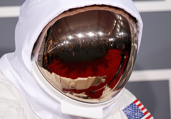 Grammys on red carpet : Grammys on red carpet 