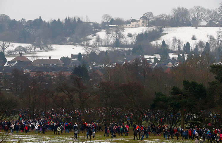 Ashbourne Shrovetide : Public following