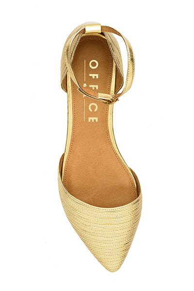 Accessories fashion: gold high flat heeled sandals