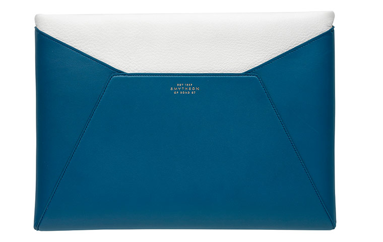 Accessories fashion: blue and white clutch bag