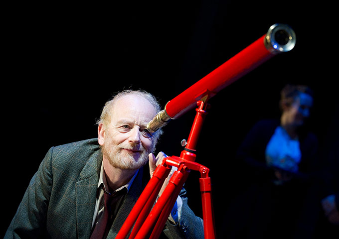 A Life Of Galileo: Ian McDiarmid (Galileo Galilei) in A Life Of Galileo