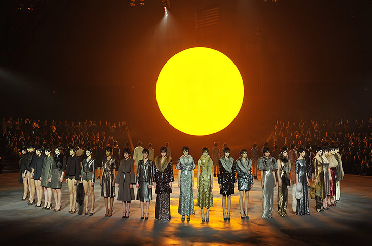 24 Hours: New York, US: Models wear designs by Marc Jacobs