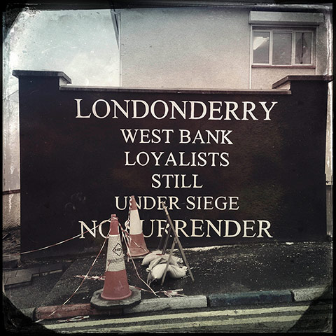 Olmos Derry: The Fountain Estate in Derry is divided by the River Foyle