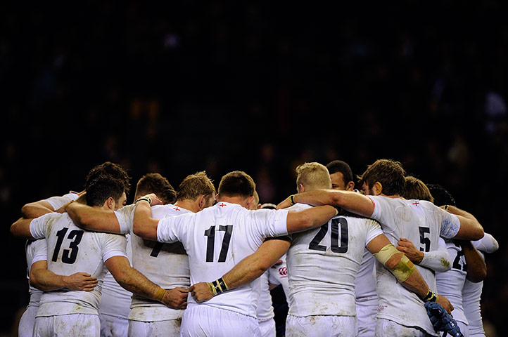 England v Scotland: England huddle after the final whistle