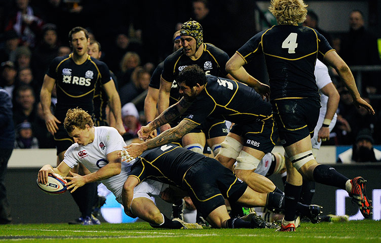 England v Scotland: Billy Twelvetrees dives over for his first try on his debut for England