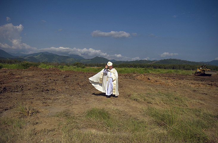 24 hours: Guaratiba, Brazil: Metropolitan Archbishop blessing