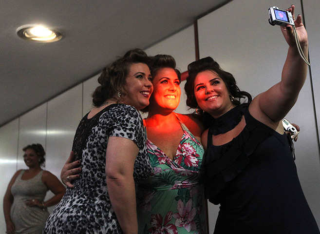 24 hours in pictures: fashion weekend plus size show 
