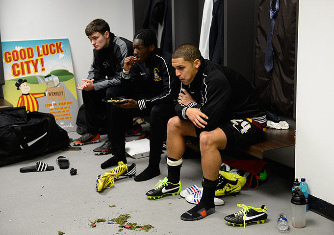 Capital one cup final 6: Despondent Bradford City players