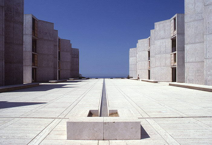 Louis Kahn: Salk Institute in La Jolla, California