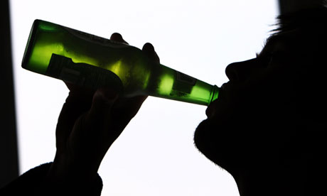 Health bodies have called on the government to prioritise its plan for a minimum price on alcohol