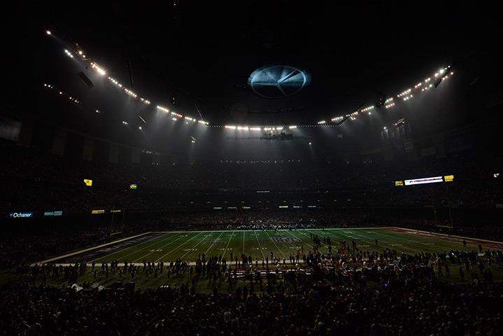 Super Bowl XLVII: It's 3rd & 13 for the 49ers... and then the lights go out