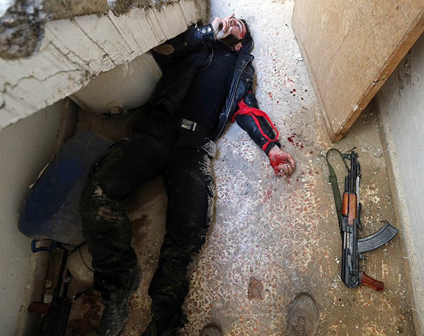 forces rebelles A-Free-Syrian-Army-fighte-033