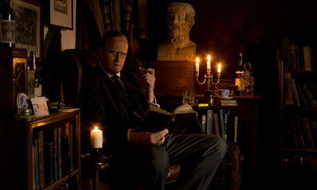 Robert Lloyd Parry as MR James