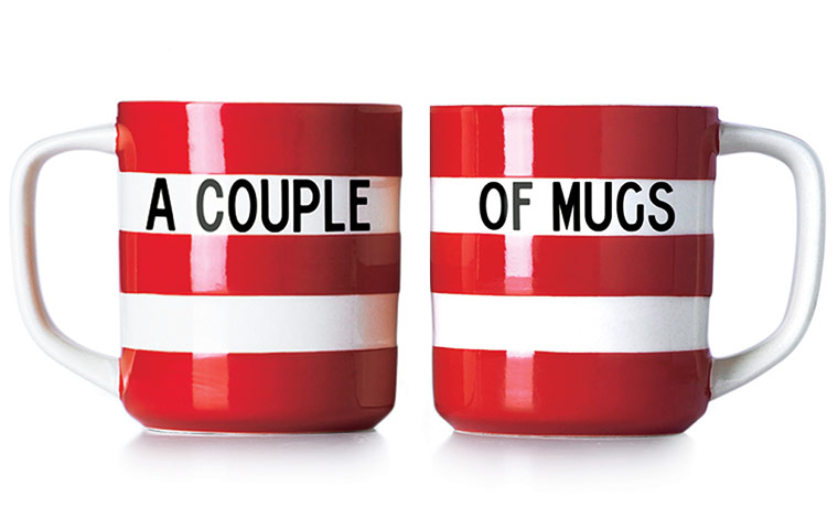 Love gifts: Pair of personalised Cornishware mugs 
