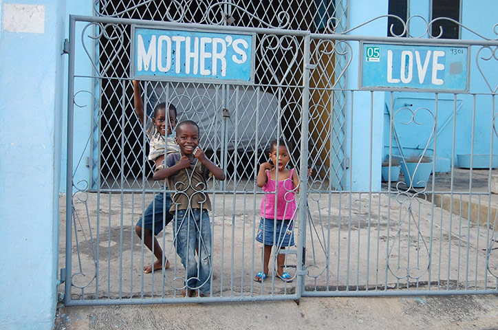 Your Pictures: Love: Children in Accra Ghana smiling at the camera