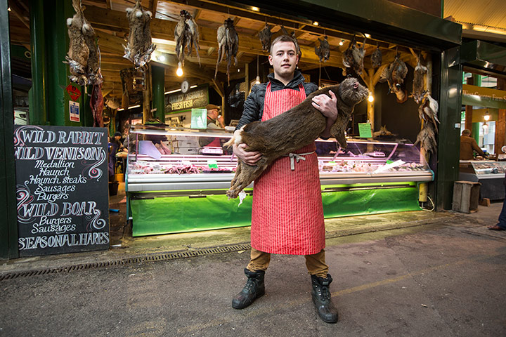 Borough Market: Michael Sharp holding a Roe Deer