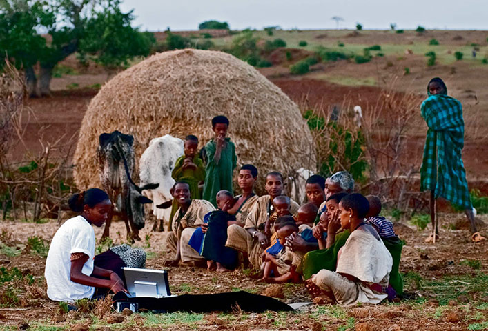 SafeHands for Mothers: A Decade in Africa – exhibition at King's Place