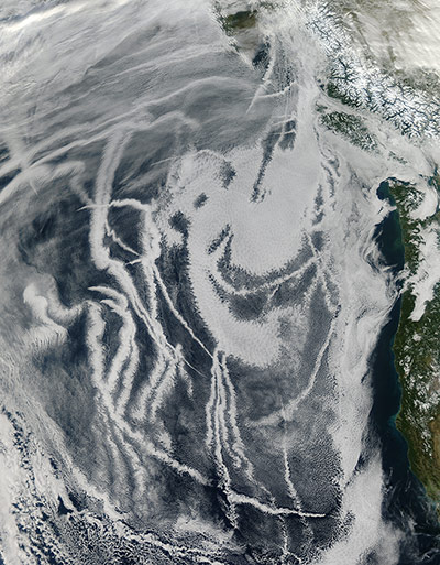 Satellite Eye: Ship Tracks off North America