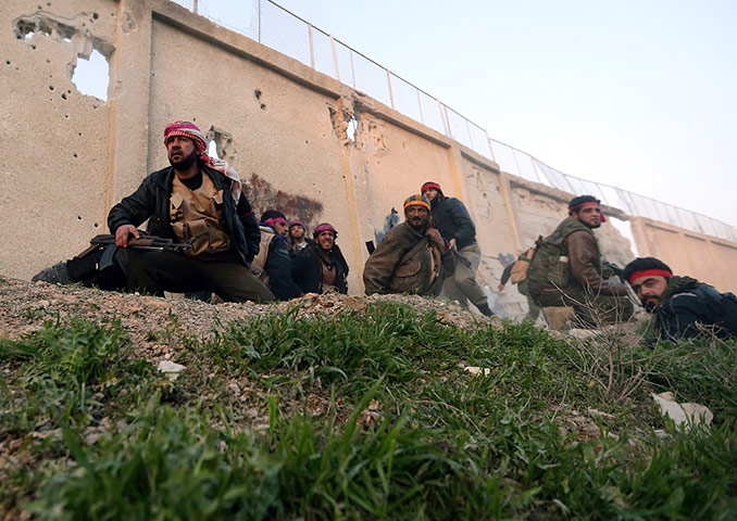 20 Photos: Free Syrian Army fighters in the Arabeen neighbourhood of Damascus