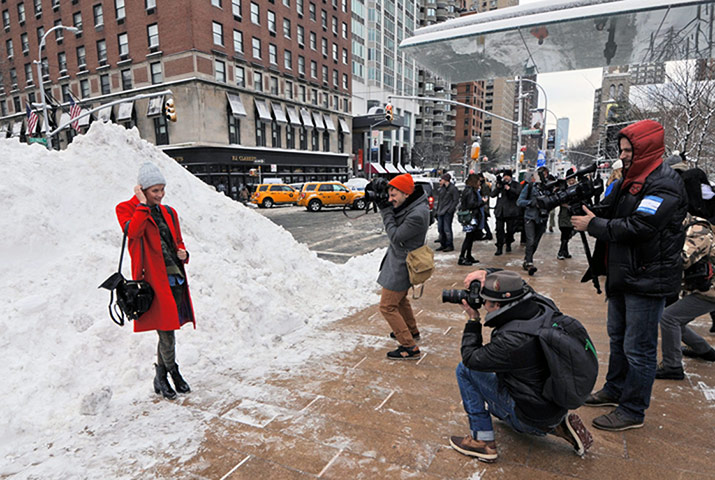 saturday snow: Street Fashion - New York Fashion Week Fall 2013