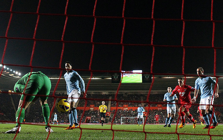 Saturday Premier League matches: Joe Hart error