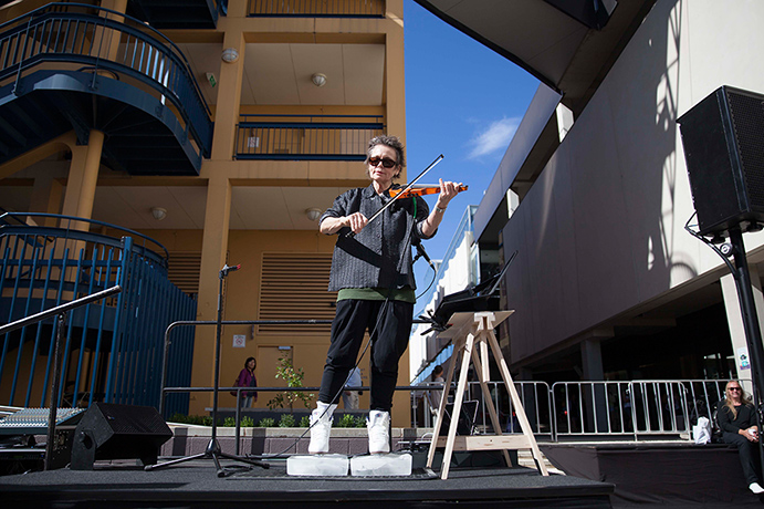 Adelaide Festival Day 1: Laurie Anderson performs Duets on Ice Samstag Museum of Art