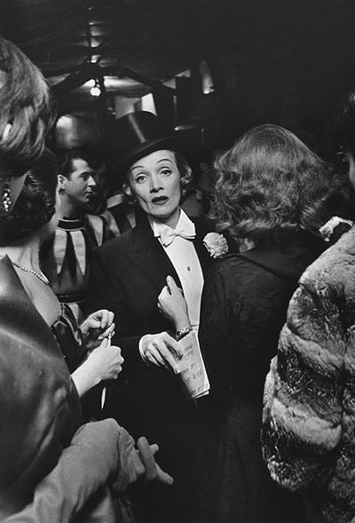 Elliott Erwitt: Marlene Dietrich, New York, 1959