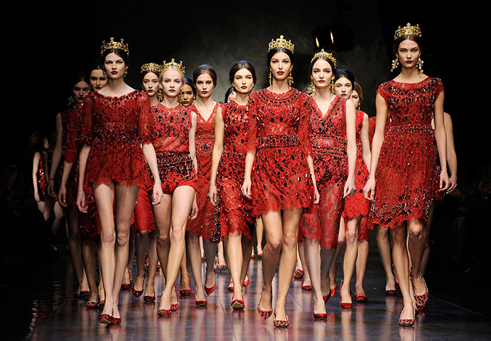 20 Photos: Models wear Dolce & Gabbana at Milan Fashion Week