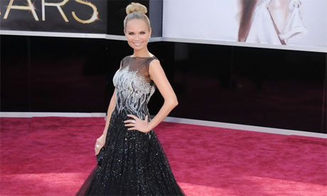 Kristin Chenoweth at the Oscars 2013