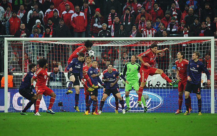 Arsenal v Bayern: Laurent Koscielny scores