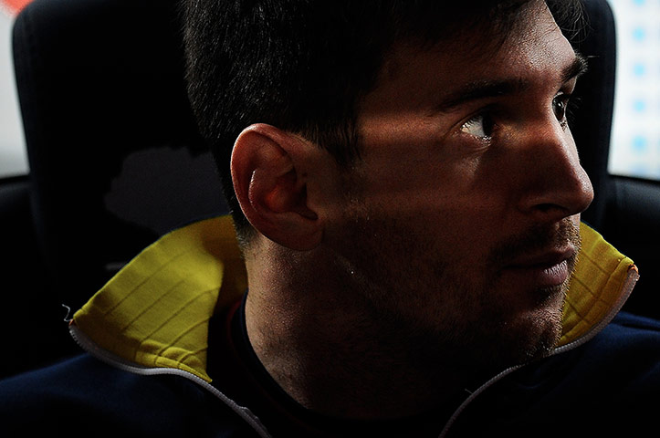 Best of the week: Lionel Messi on the bench