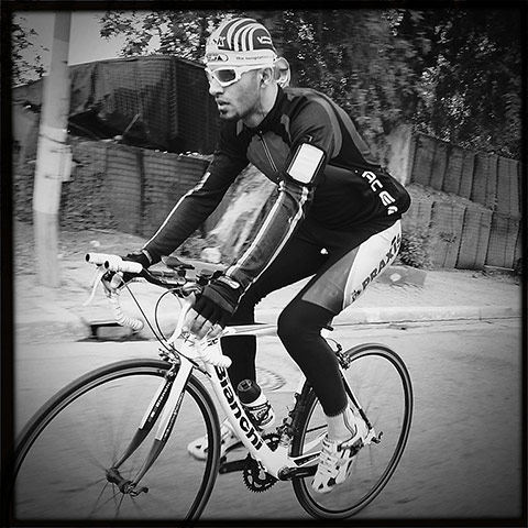 Baghdad: cyclist in Baghdad