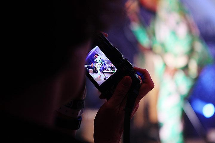 SXSW: A fan films Solange performing at Fader Fort