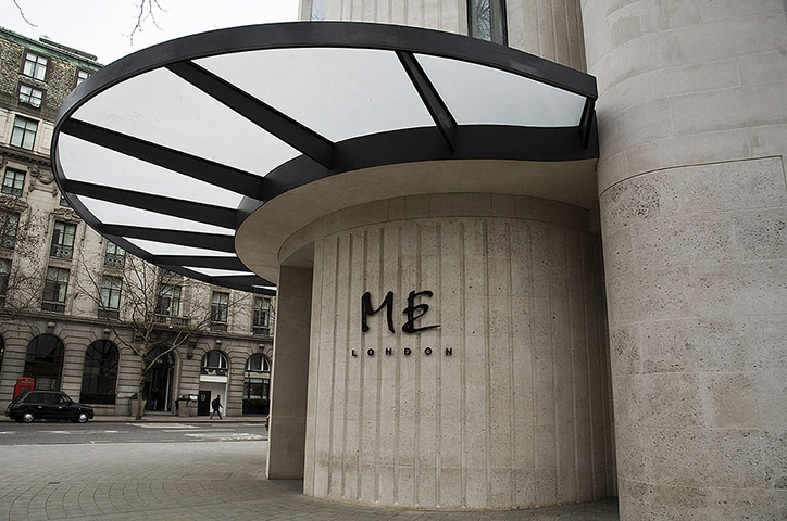 ME-Hotel: ME hotel entrance