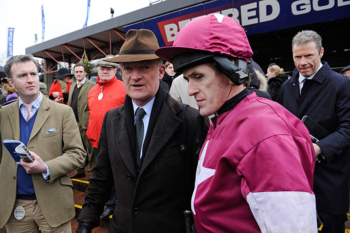 Cheltenham gold cup: Trainer Willie Mullins talks to jockey AP McCoy 