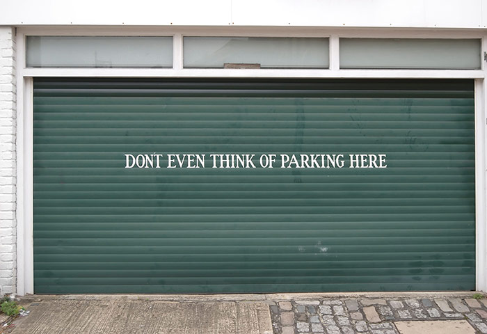 Apostrophe catastrophes