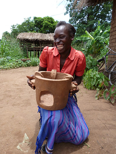 Sustainable and efficient stove production in Malawi
