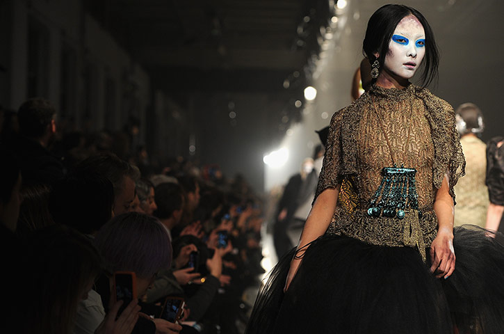 Paris Fashion Week: Fall/Winter Ready to Wear collection