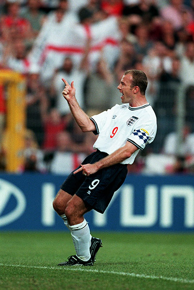 England kits: Alan Shearer